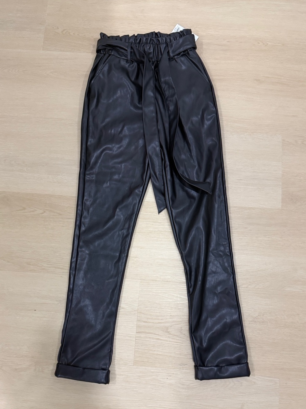Woman Black Faux Leather Paperbag Waist Pants